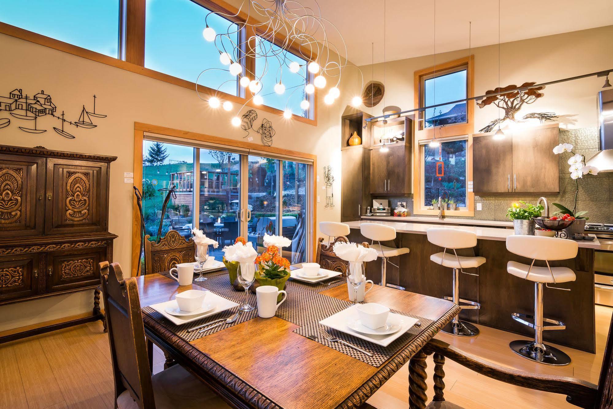 Cormier'S Studio Guest Suites Penticton Esterno foto